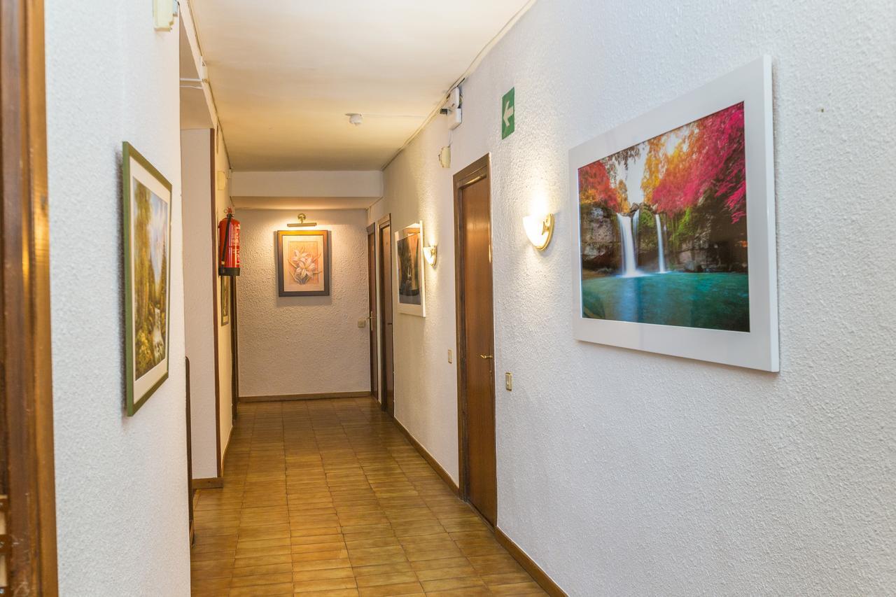 Hotel Parras Arnedillo Exterior photo